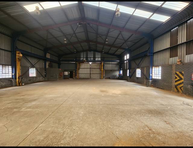 1,001M² WAREHOUSE FOR SALE IN DELVILLE